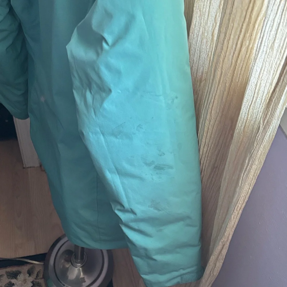 L.L. Bean Down Waterproof Ultralight Jacket - Picture 9 of 16